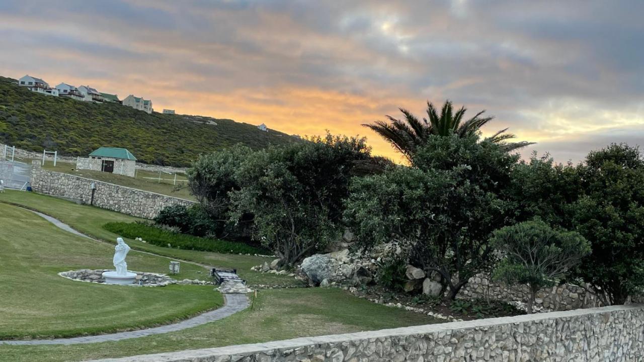 מלון סטראוסבאי Cliff Haven מראה חיצוני תמונה